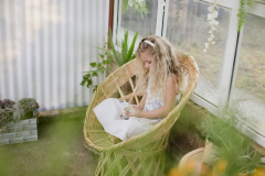 family-greenhouse_2854