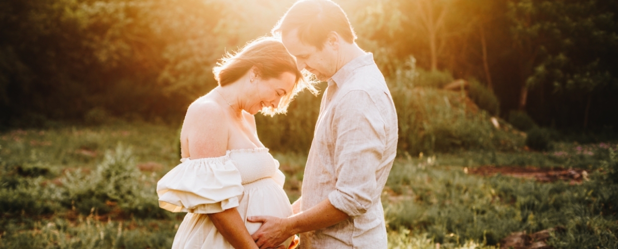 outdoor maternity photos