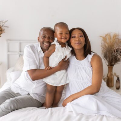 Tips for maternity photos with a toddler and a bump