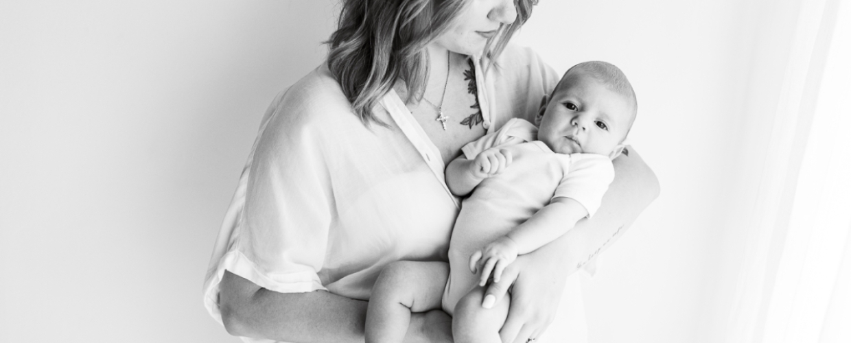 mom and baby motherhood photos